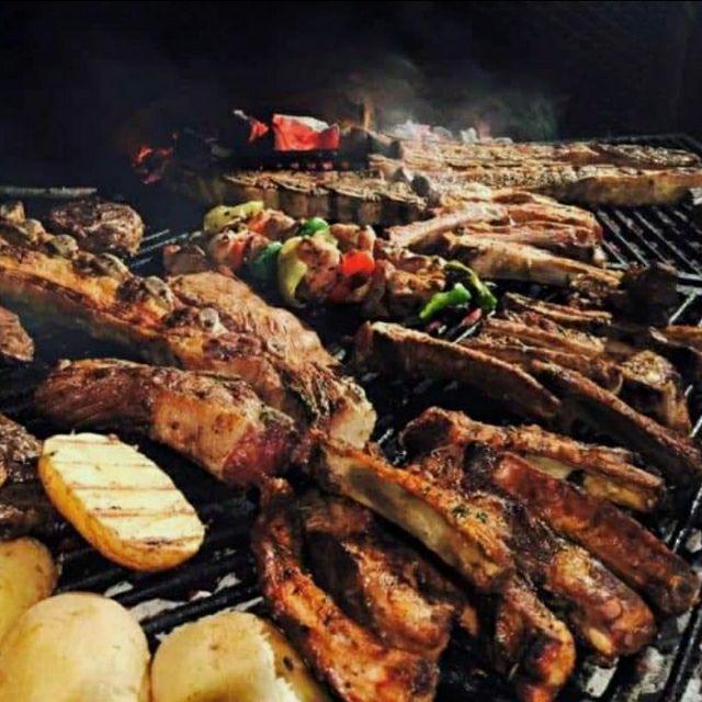 Ayudante/a de Cocina y Pizzero