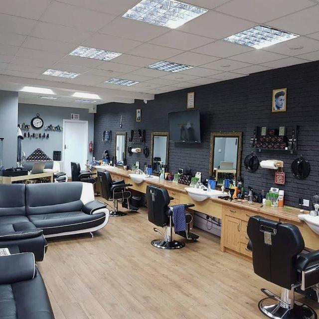 Barber / Hairdresser