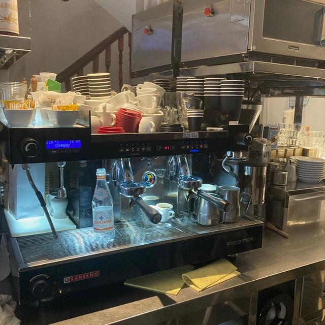 Barista and counter hand