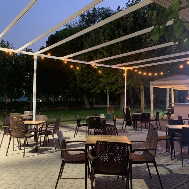 Camarero/a de Sala/Terraza