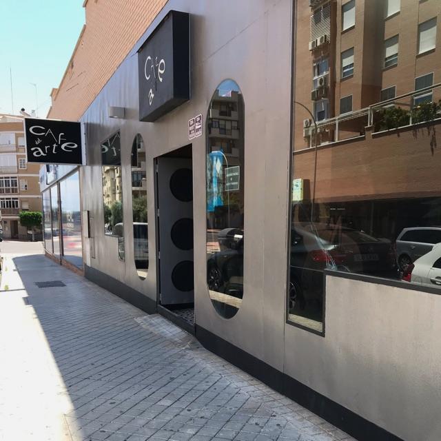 Camarero/a y Cocinero/a