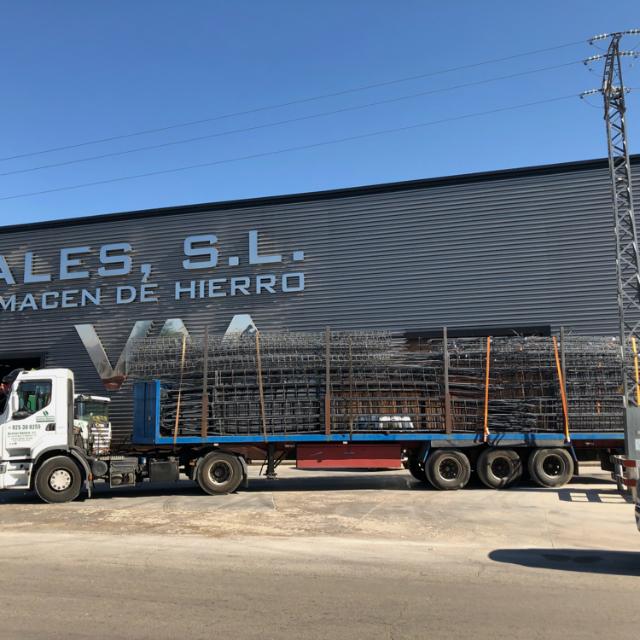 Trabajador de almacén y conductor de camión eventual