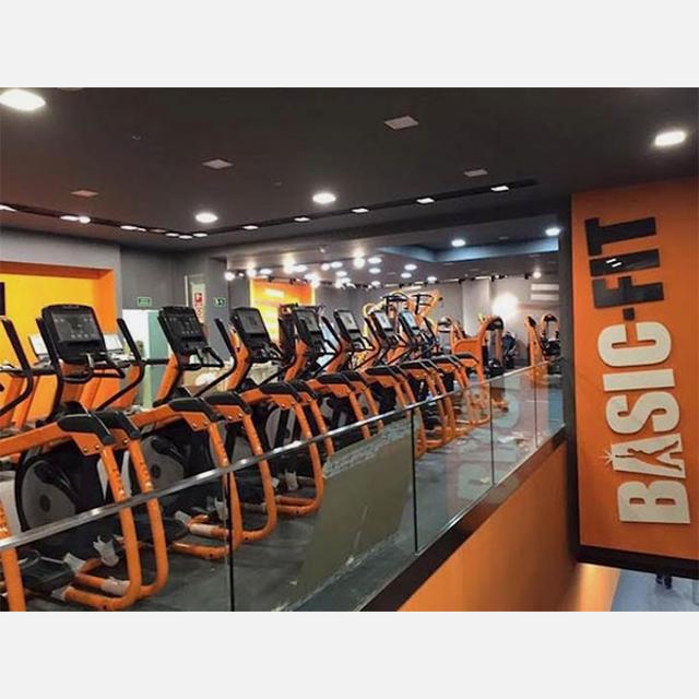 INSTRUCTOR DE GIMNASIO