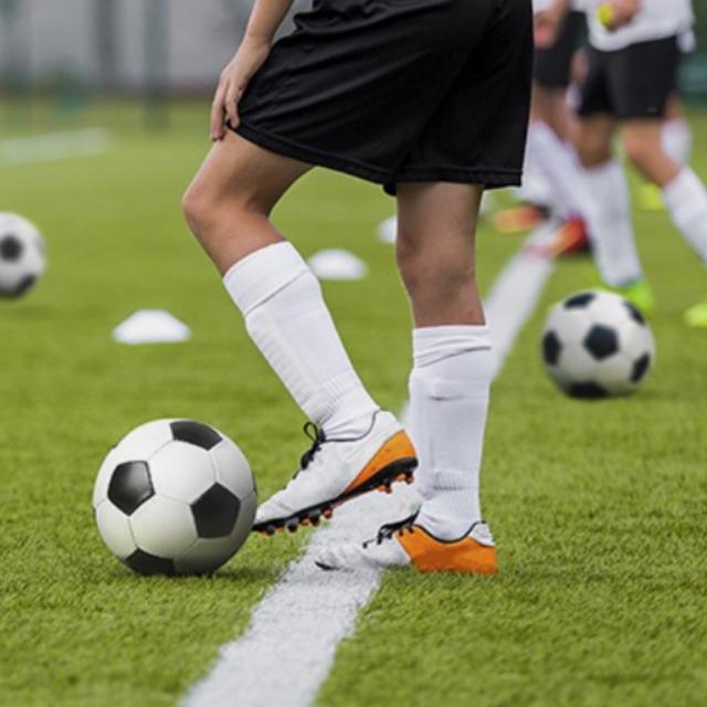 Entrenador/a Futbol lunes 17,30h