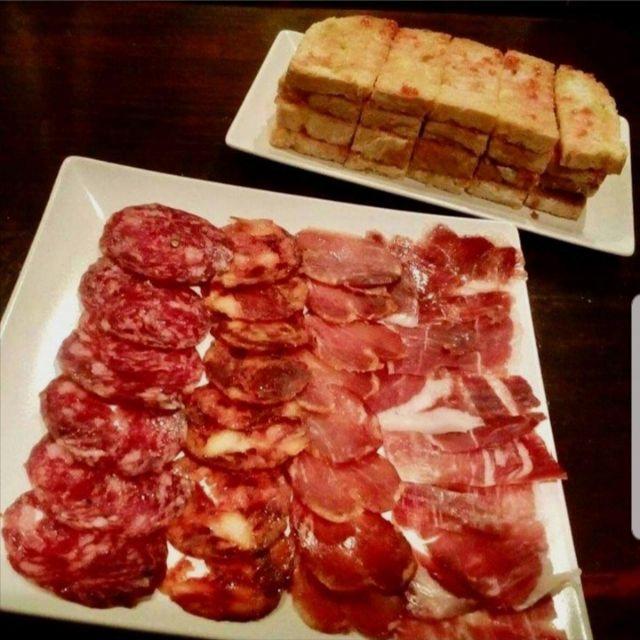 camarero/a, coctelero/a, cocinero/a, rrpp