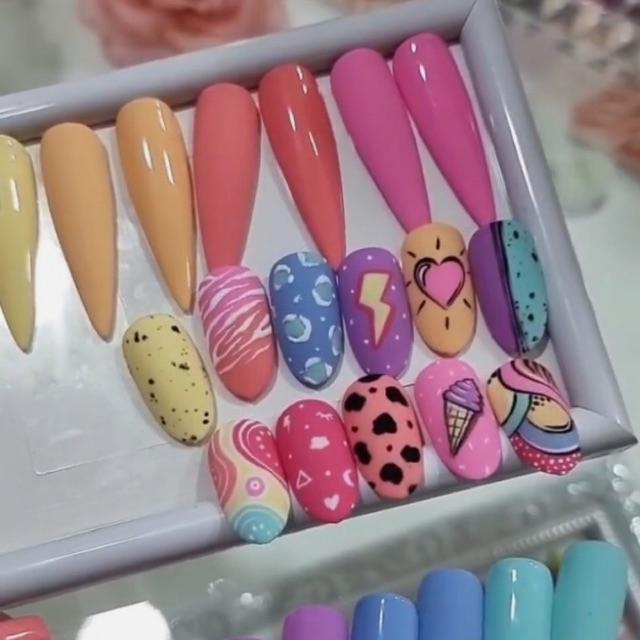 Manicurista Técnica Uñas Acrilicas
