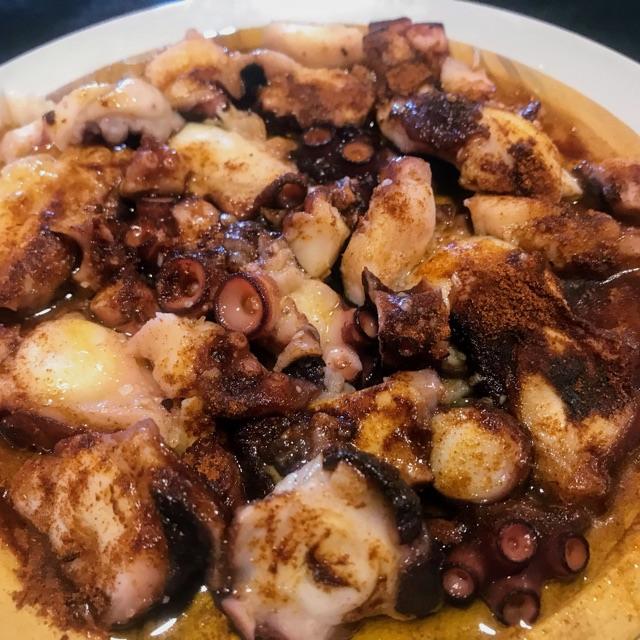 Camarera y cocinera
