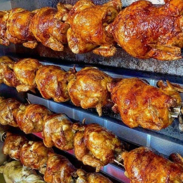 Ayudante de cocina y Dependiente/a