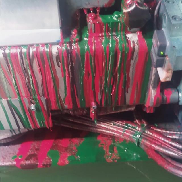 Limpieza técnica de maquinaria y engrases