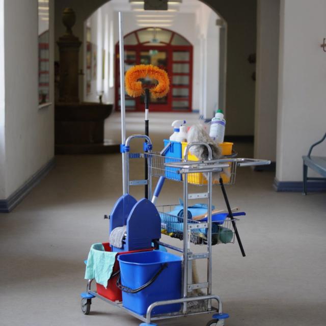 School Cleaner