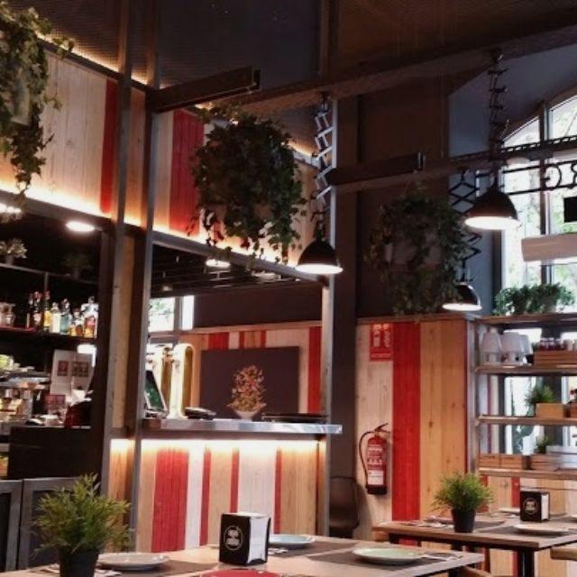 Ayudante/a de Cocina
