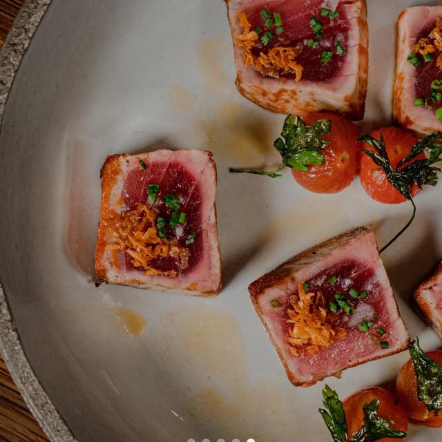 jefe de cocina ,cocineros,maitre camareros