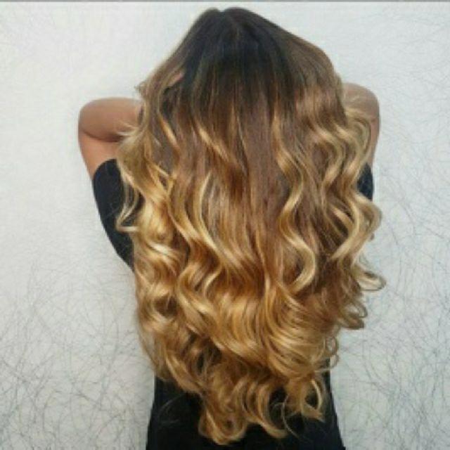 Oficial de Peluquería