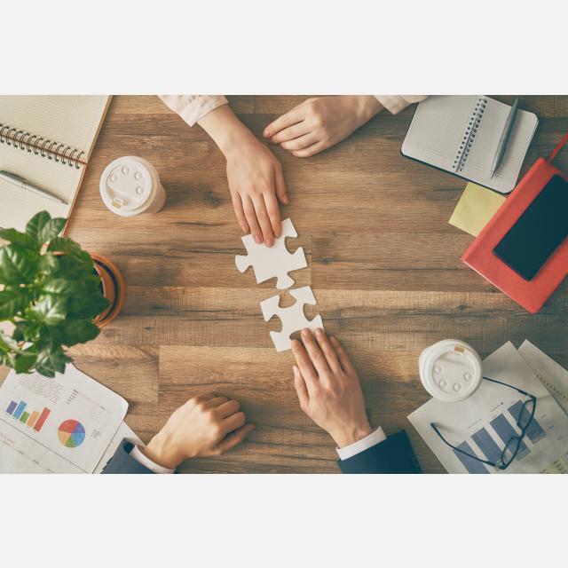 Promotor/a financiero/a con plan de carrera (fijo + comisiones)