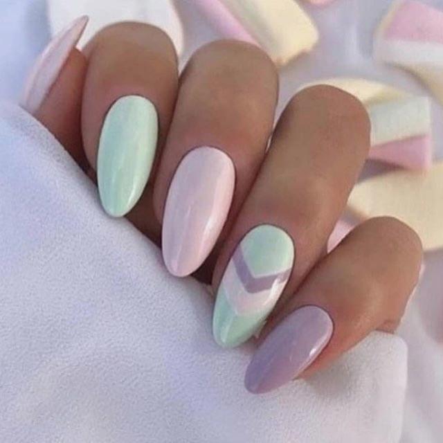 Manicurista Técnica Uñas Acrilicas