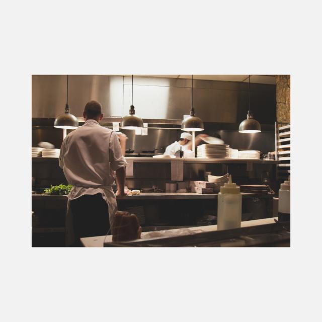 Ayudante de Cocinero/a