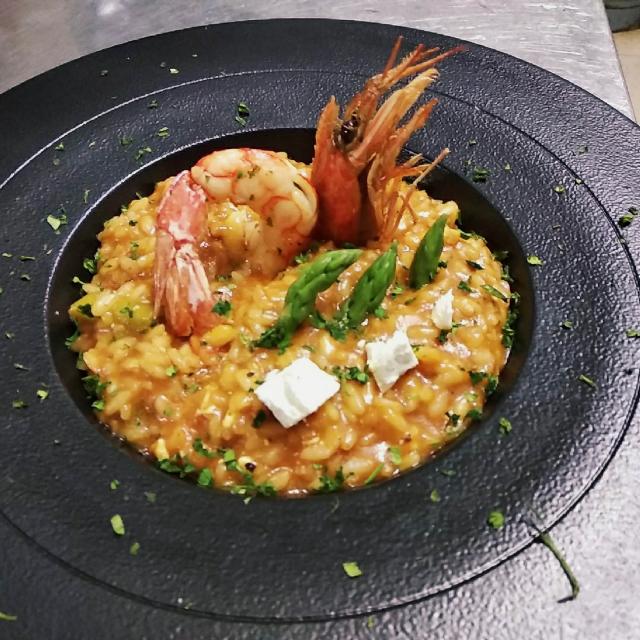 Ayudante cocina o ayudante pizzeria