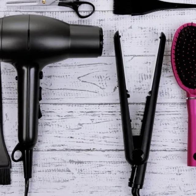 Oficial de Peluquería