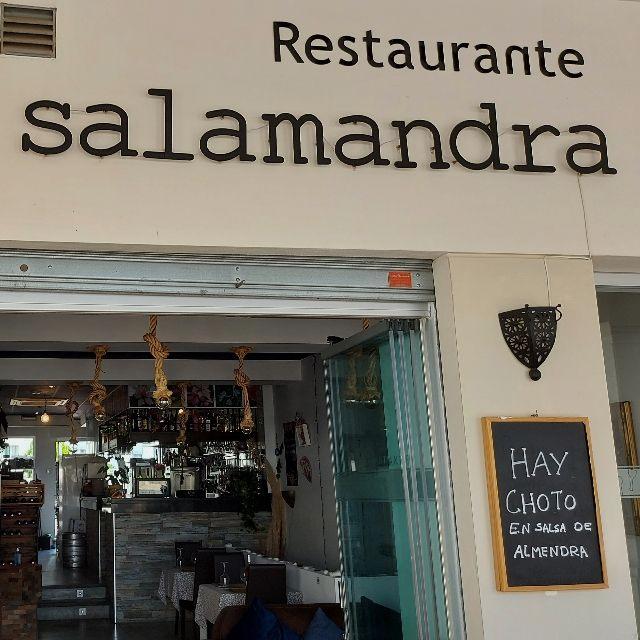 Camarero/a