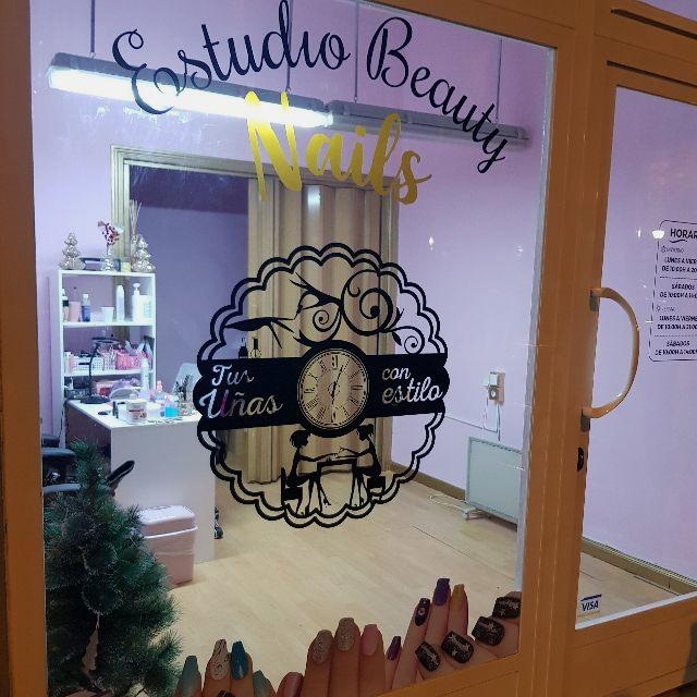 Manicurista y Pedicurista