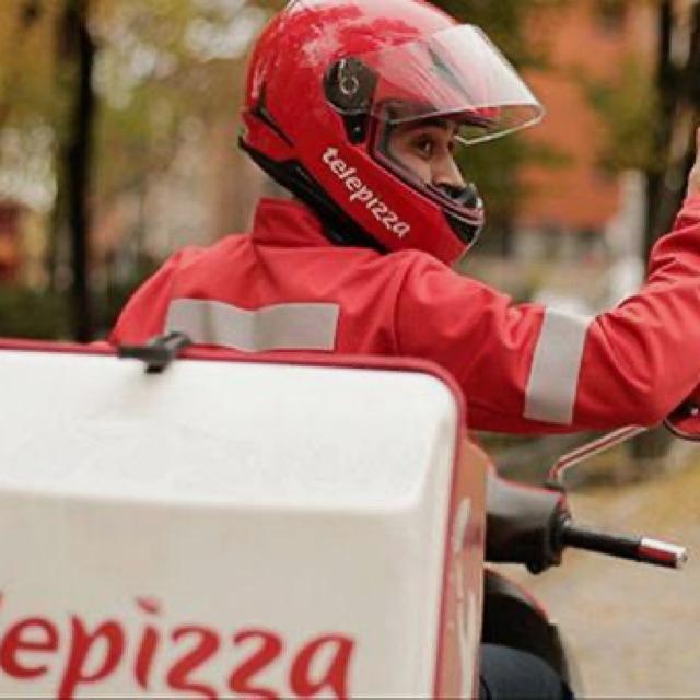Repartidor en ciclomotor