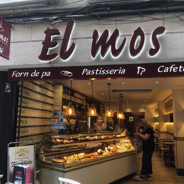 Dependienta panaderia
