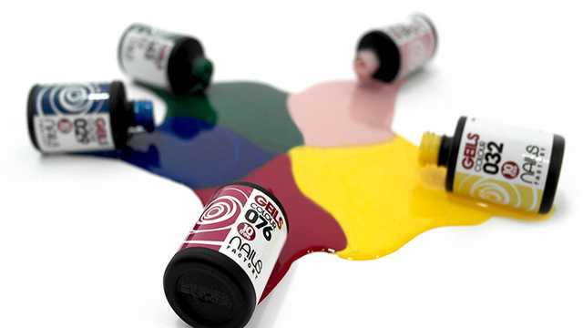 Técnico/a en Uñas Acrilicas y Gel