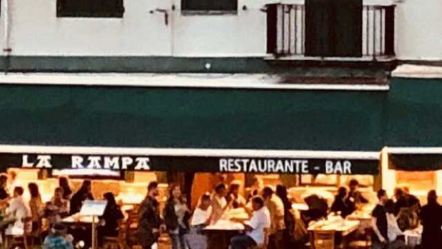 Cocinero/a y Ayudante/a de Cocina
