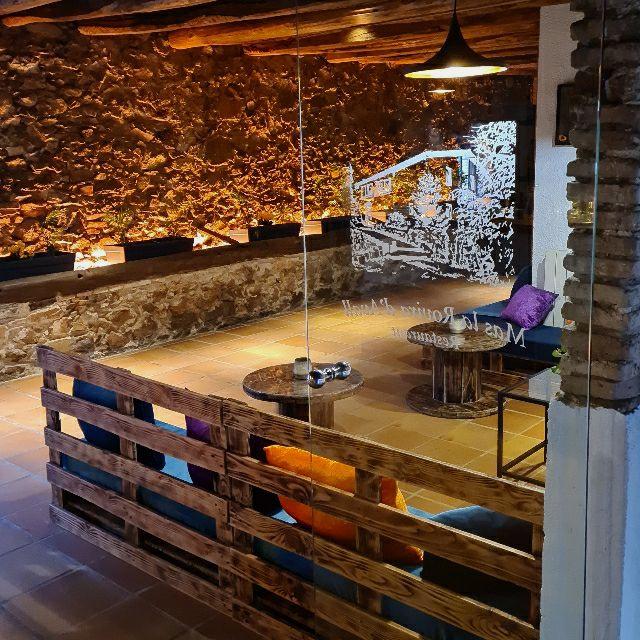Cocinero/a y Ayudante/a de Cocina