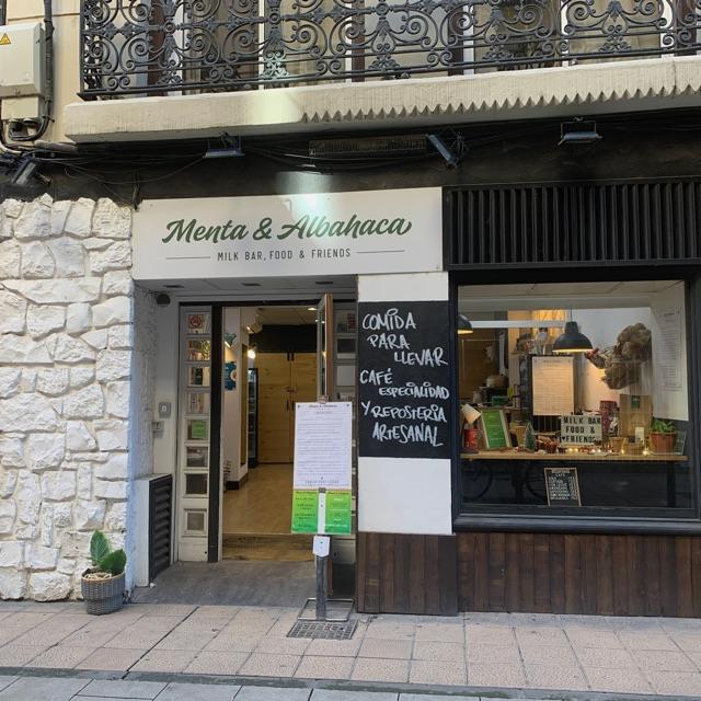 Ayudante/a de Cocina