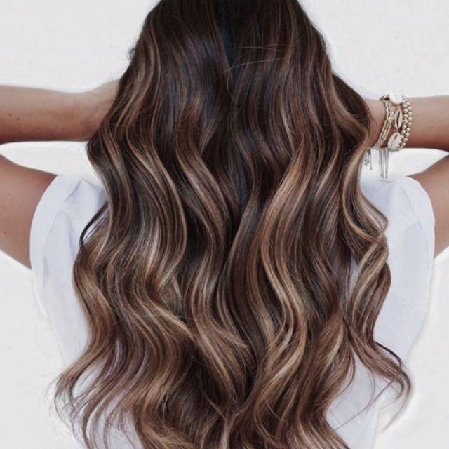 Oficial de Peluquería