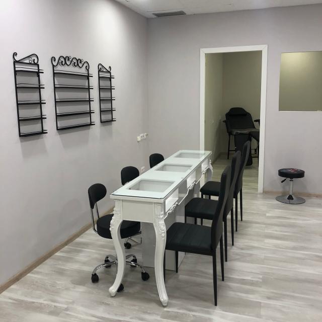 Manicurista y Pedicurista