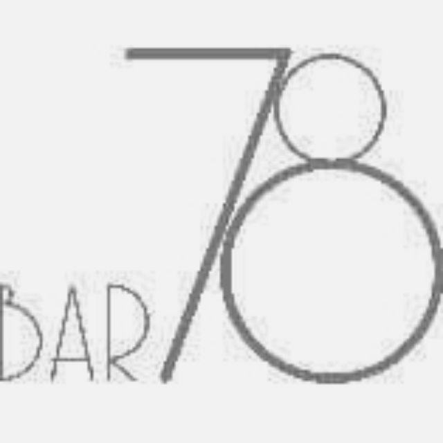 Camarero/a