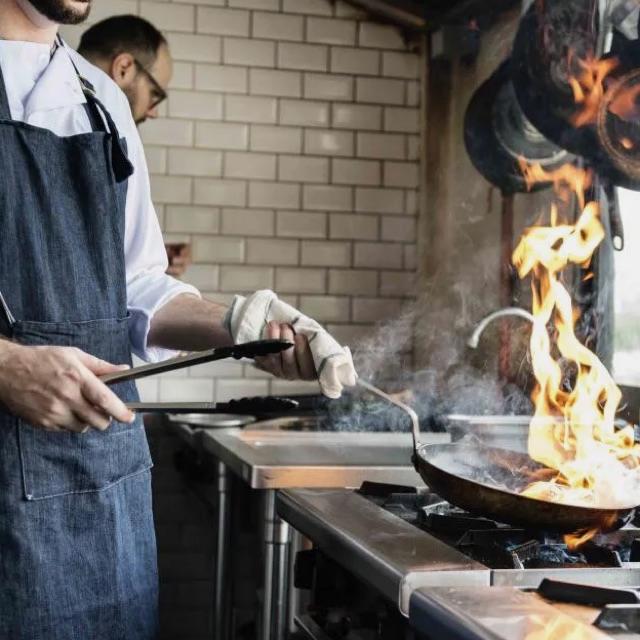 Ayudante/a de Cocina