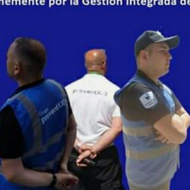 AUXILIAR DE SERVICIOS HOTEL