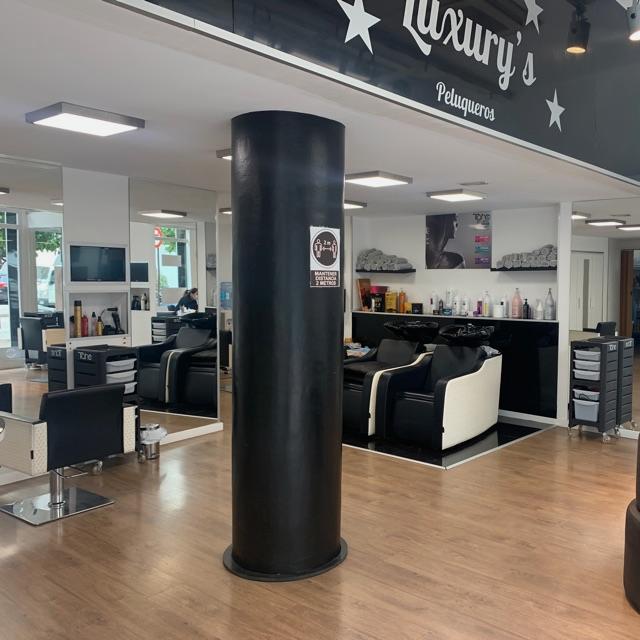 Oficial de Peluquería