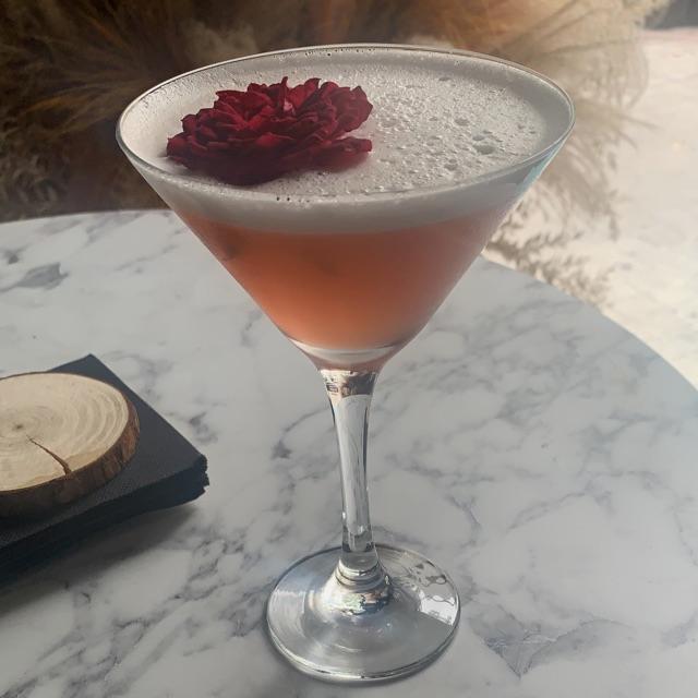 Camarero/a y Coctelero/a