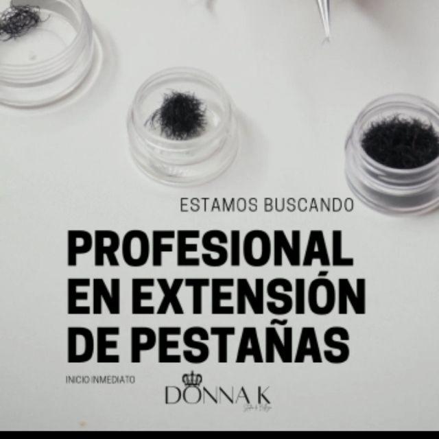 Técnico/a en Extensión de Pestañas