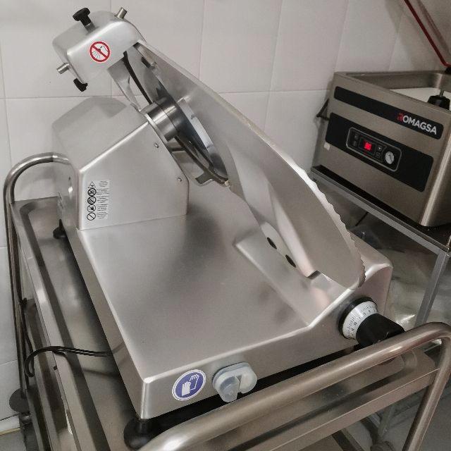 Ayudante/a de Cocina y Friegaplatos