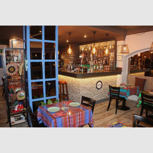 Cocina y sala