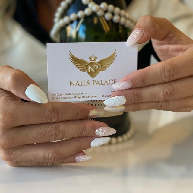 Manicurista Técnica Uñas