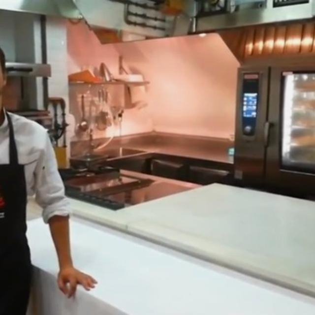 Ayudante de Cocinero/a