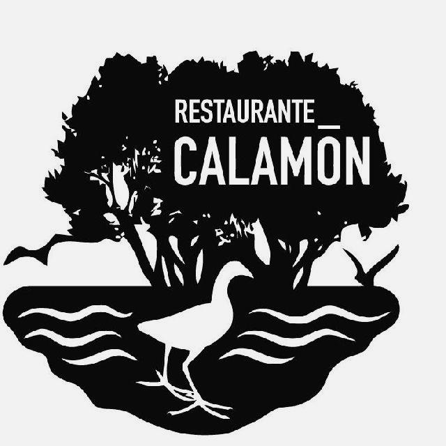 Cocinero y ayudante de cocina