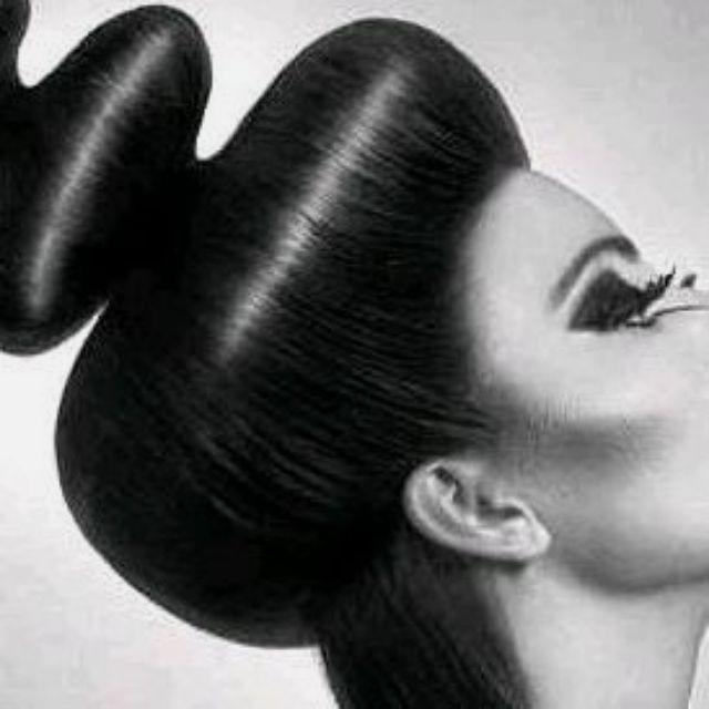 Oficial de Peluquería / Estilista