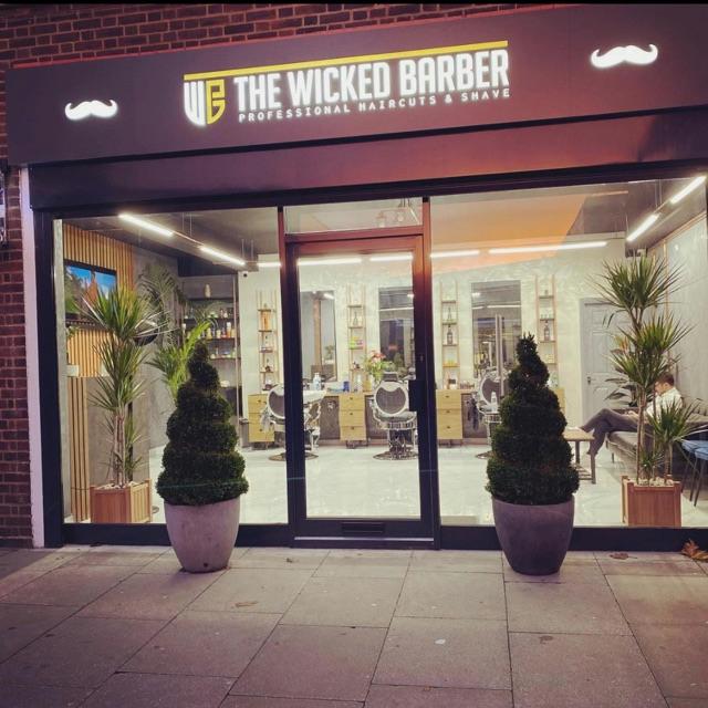 Barber / Hairdresser