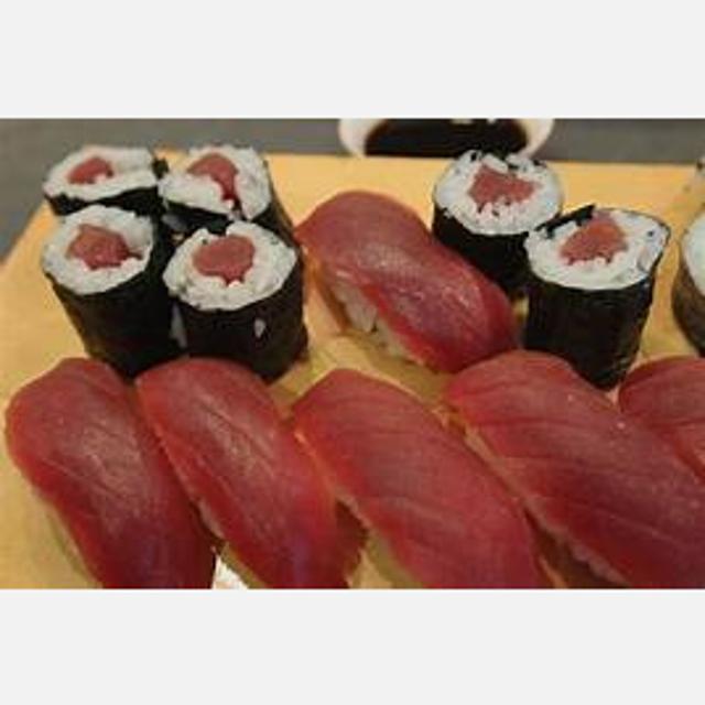 SUSHIMAN/ SUSHIWOMAN