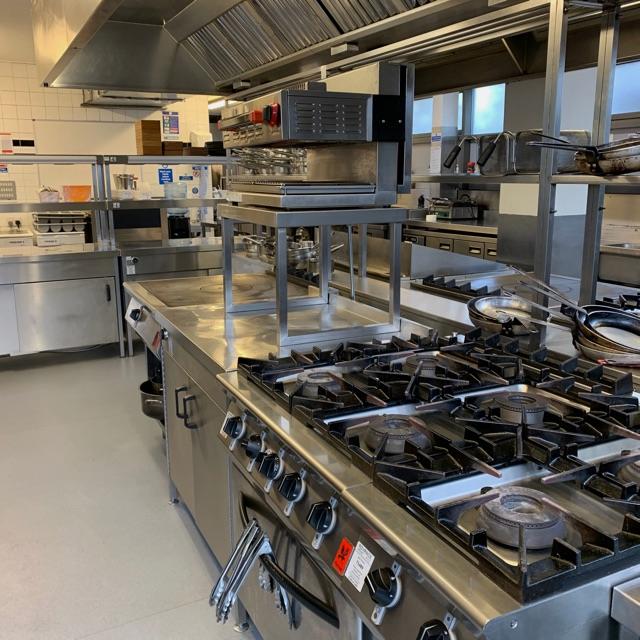 Commis Chef